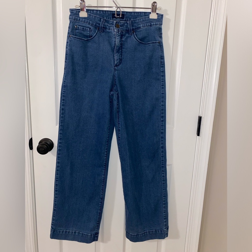 Charter Club wide leg jeans size 8.